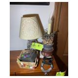GROUP OF DECORATIVE ITEMS, LAMPS, CANDLE, BUTTON B