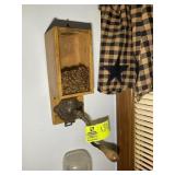APPEARS TO BE ANTIQUE ARCADE 'X-RAY' WALL MOUNTED
