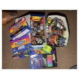 GROUP OF MISC MATCHBOX AND HOT WHEEL DIE CAST CARS