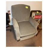 UPHOLSTERED PUSH BACK RECLINER
