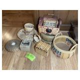 GROUP OF WICKER BASKETS