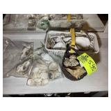 GROUP OF MISC SEA SHELLS
