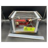 FARMALL 504 NF DIESEL, NEW IN BOX