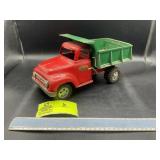 TONKA 1953-1955 GRILL TYPE FORD DUMP TRUCK, RED AN