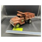 TONKA 1956 GRILL TYPE FORD HYDRAULIC DUMP TRUCK, B