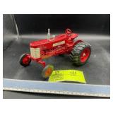 ERTL FARMALL 350, WIDE FRONT, FAT REAR BRUDER TIRE