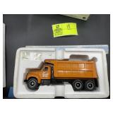 MACK B61 10 WHEEL DUMP, 1996 TOY TRUCK, SHOW ORANG