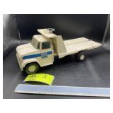 ERTL FORD TRACTOR EQUIPMENT, TILT BED TRUCK, WHITE