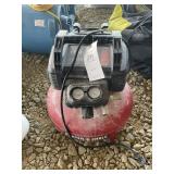 PORTER CABLE 6 GALLON 150 PSI PANCAKE AIR COMPRESS