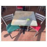 30 IN SQ TABLE WITH TWO METAL FRAME CHAIRS
