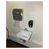 ENMOTION TOUCHLESS PAPER TOWEL DISPENSER, SINK, SO