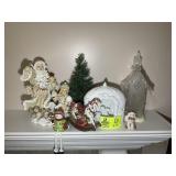 CONTENTS ON RIGHT SIDE OF MANTLE, CHRISTMAS RELATE