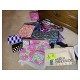 GROUP OF MISCELLANEOUS PURSES AND HANDBAGS WALLETS