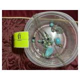 GROUP OF COSTUME JEWELRY, NECKLACES, EARRINGS