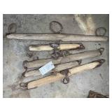 GROUP OF WOODEN SINGLE TREES