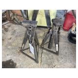 PAIR OF JACK STANDS