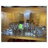 GROUP OF MISC CLEAR GLASS DECORATIVE ITEMS, CANDLE