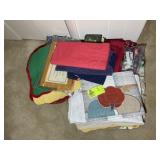LARGE GROUP OF PLACEMATS, NAPKINS, NAPKIN RINGS, E