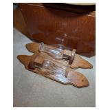 GROUP INCLUDING WOODEN BOX APPROXIMATELY 20 IN WID