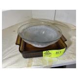 GROUP OF GLASS BAKING DISHES