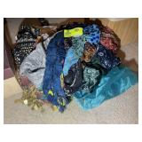 GROUP OF WOMENS SCARVES