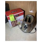 BELLA POPCORN MAKER AND TOASTER