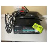 SCHUMACKER SE 5212A BATTERY CHARGER