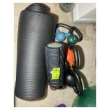 GROUP OF WORK OUT EQUIPMENT, KETTLE BALLS, WORK OU