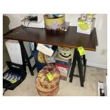 A FRAME LEG TABLE, 46 IN X 24 IN X 30 IN, NO CONTE