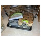 GROUP INCLUDING MISC DECORATIVE BASKETS AND TRAY
