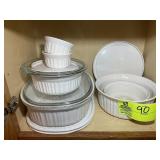 GROUP OF CORNING WARE BAKING DISHES WITH LIDS