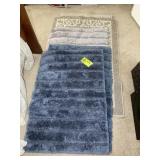 GROUP OF SMALL RUGS, APPROX 2 FT X 3 FT