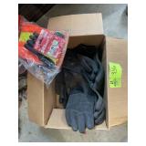 GROUP OF GLOVES