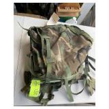 US MILITARY WOODLAND CAMO RUCK SACK WITH FRAME