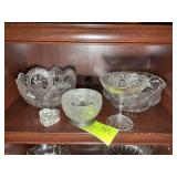 GROUP OF CLEAR GLASS SERVING BOWLS, CANDLE HOLDER,