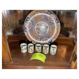 GROUP INCLUDING DECORATIVE ORIENTAL STYLE PLATE 10