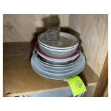 GROUP OF MISC PLATTERS AND PLATES