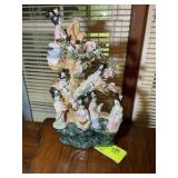 LARGE CERAMIC STYLE ORIENTAL THEMED CHINESE MONEYT