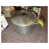CHILTON ALUMINUM STOCK POT WITH LID, 13 IN DIAMETE