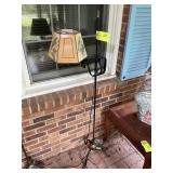 METAL FLOOR LAMP WITH BIRD THEMED SHADE, APPROX 59