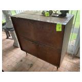 VINTAGE 2 DOOR FOLD DOWN FRONT BAR CABINET, 36 IN