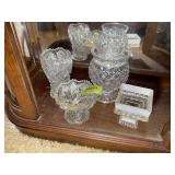 GROUP OF CLEAR GLASS FOOTED BOWLS, VASE