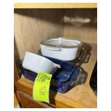 GROUP OF CORNING WARE AND PYREX DISHES