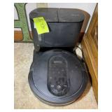 SHARK ROBOT VACUUM RV9105WWUS