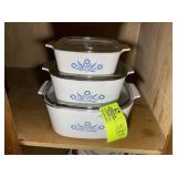 GROUP OF CORNING WARE BAKING DISHES WITH LIDS