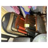 GROUP OF MISCELLANEOUS FOLDING CHAIRS AND BAR CHAI