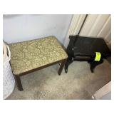 WOODEN BENCH WITH UPHOLSTERED SEAT 22 IN X 14 IN X