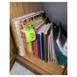 CONTENTS BOTTOM CABINET CHINA HUTCH INCLUDING MISC