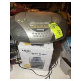 MISCELLANEOUS GROUP INCLUDING SONY CD RADIO PORTAB