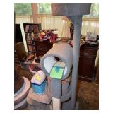 CAT TOWER WITH LITTER AND TOYS